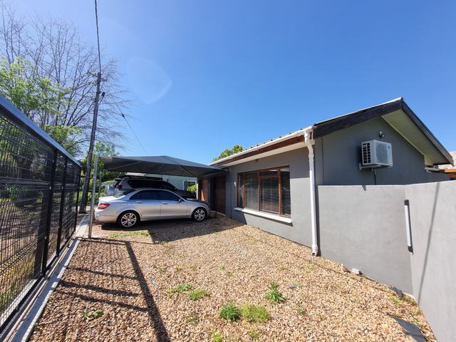 4 Bedroom Property for Sale in Prince Alfred Hamlet Western Cape